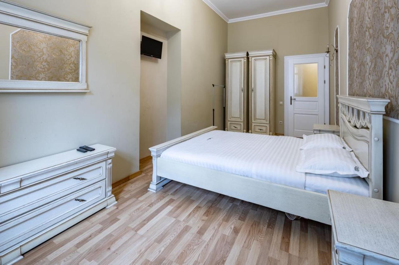 Romari Сербська 9 Apartment ลวีฟ ภายนอก รูปภาพ