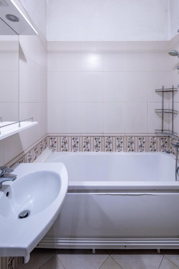 Romari Сербська 9 Apartment ลวีฟ ภายนอก รูปภาพ