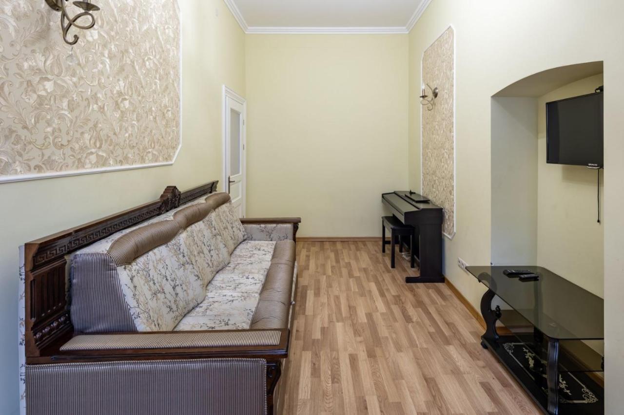 Romari Сербська 9 Apartment ลวีฟ ภายนอก รูปภาพ